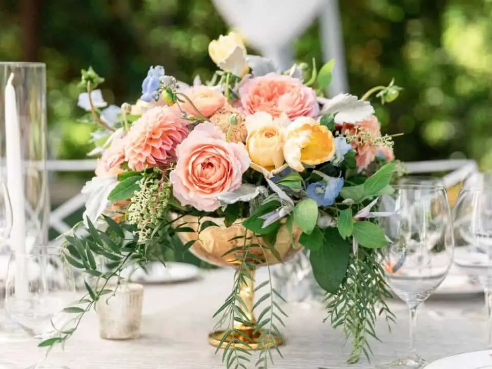 what-colors-are-spring-colors-for-wedding