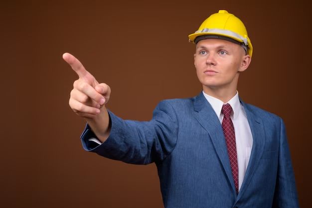 What does a brown hard hat mean?